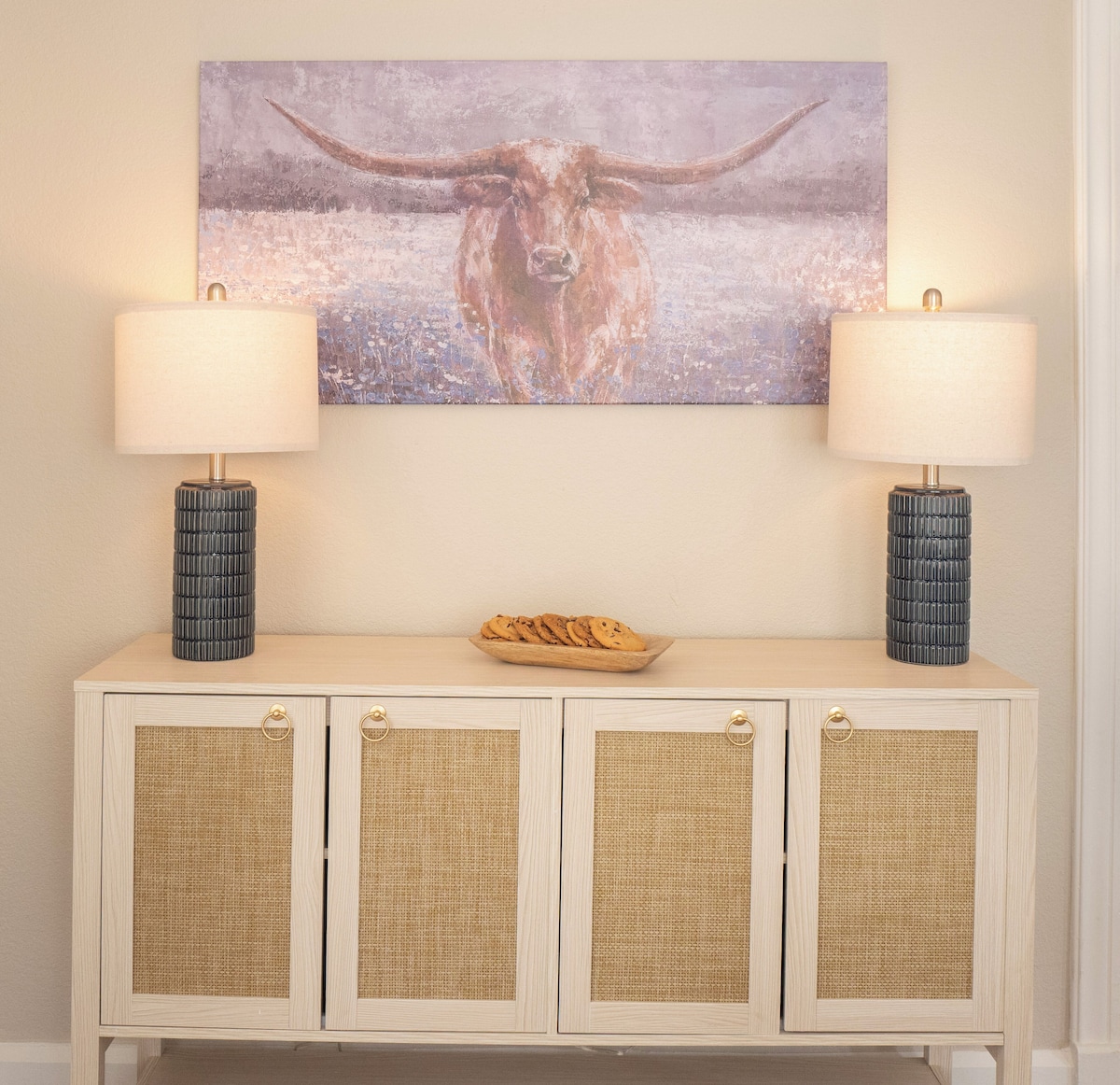 Entry console with fresh cookies